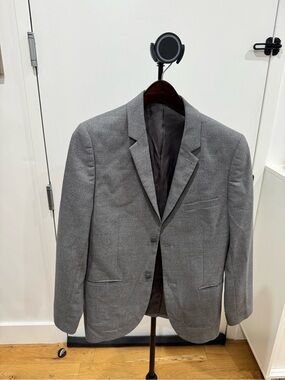 Topman Gray Notch Lapel Two-Button Sport Coat
